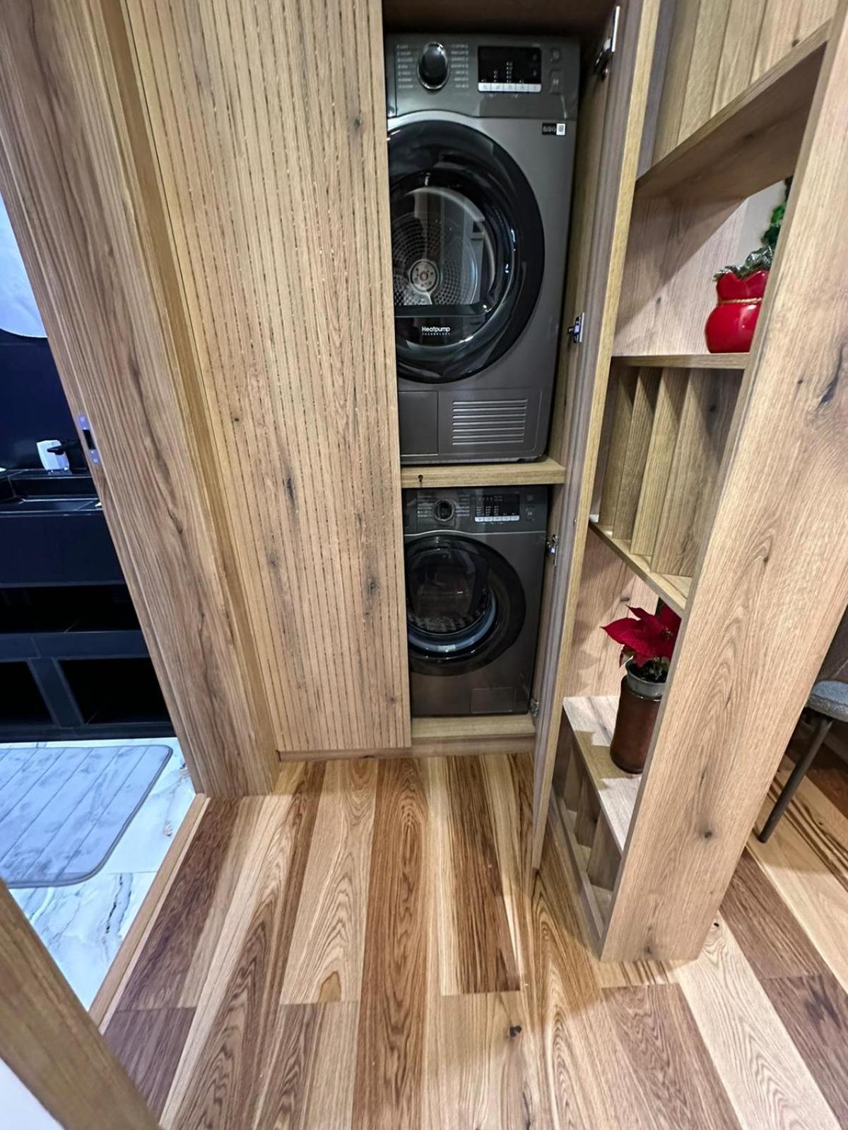 Apartament De Lux Andre Σίμπιου Εξωτερικό φωτογραφία